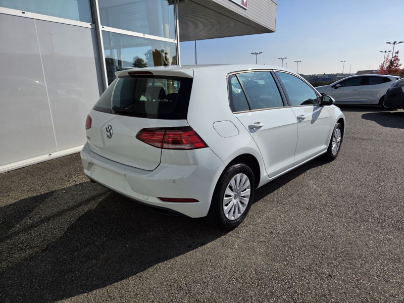 Photo 4 de l'offre de VOLKSWAGEN Golf (7) 1.6 TDI 115 BVM5 Trendline à 15790€ chez Carlyss automobiles Vitré