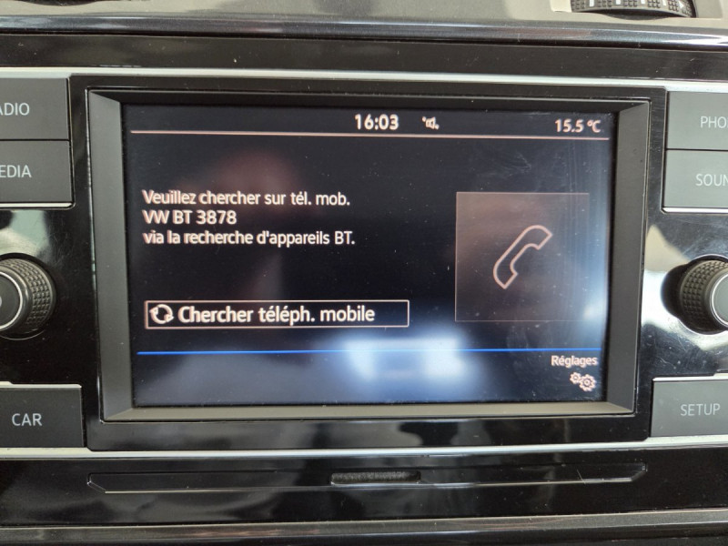 Photo 10 de l'offre de VOLKSWAGEN Golf (7) 1.6 TDI 115 BVM5 Trendline à 15790€ chez Carlyss automobiles Vitré