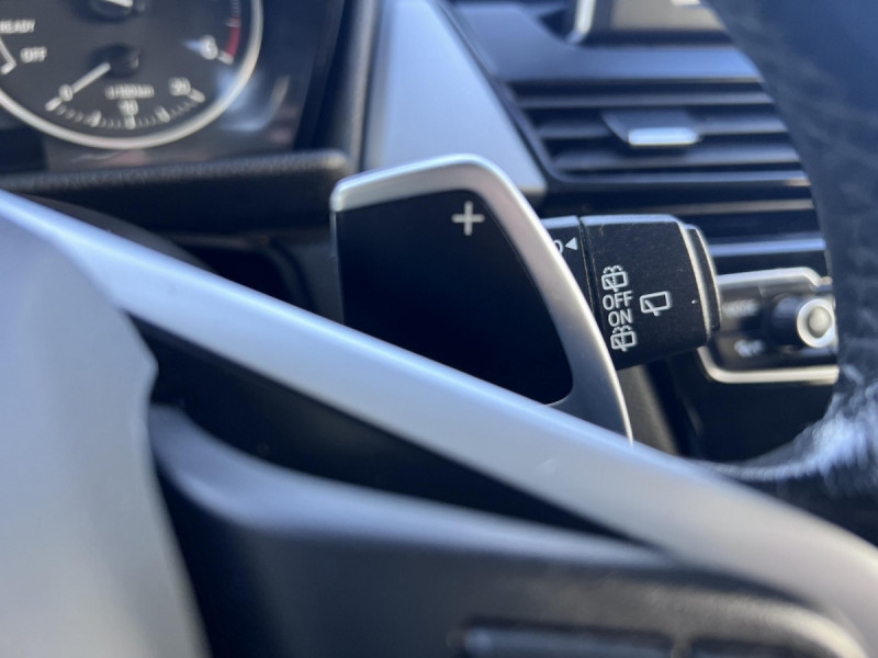 Photo 17 de l'offre de BMW Série 2 Active Tourer 218d Business BVA8 à 17990€ chez Carlyss automobiles Vitré