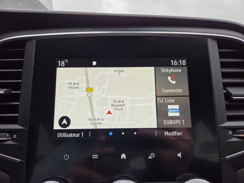 Photo 9 de l'offre de Renault Mégane Berline (4) Business TCe 115 FAP -21N à 15990€ chez Carlyss automobiles Vitré