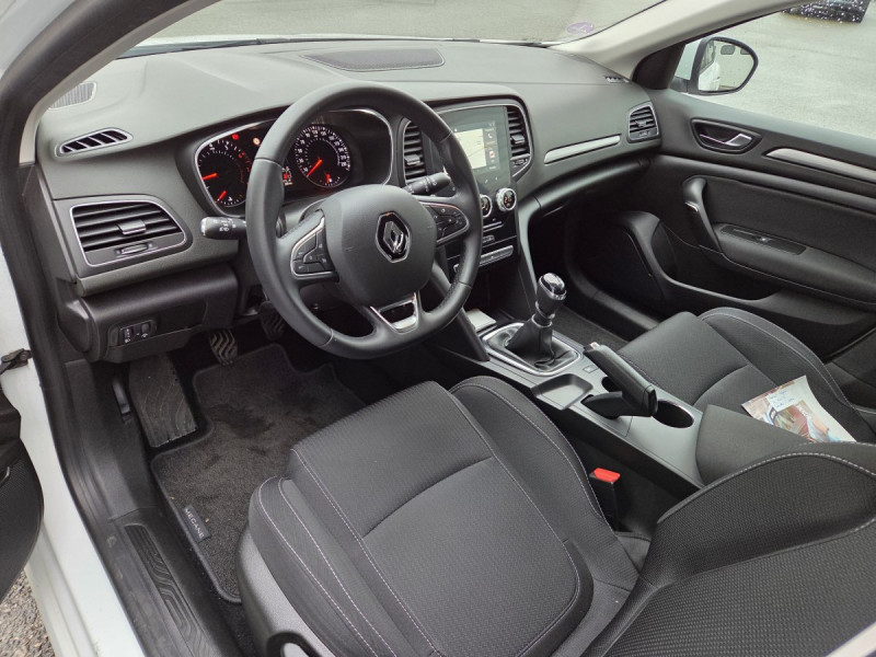 Photo 5 de l'offre de Renault Mégane Berline (4) Business TCe 115 FAP -21N à 13490€ chez Carlyss automobiles Vitré