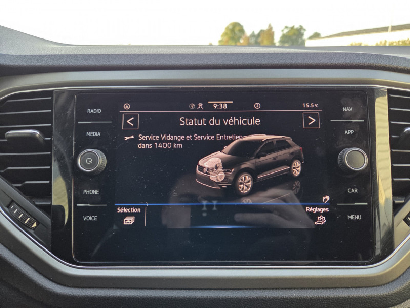 Photo 13 de l'offre de VOLKSWAGEN T-Roc 1.0 TSI 110 LOUNGE BUSINESS à 18490€ chez Carlyss automobiles Vitré