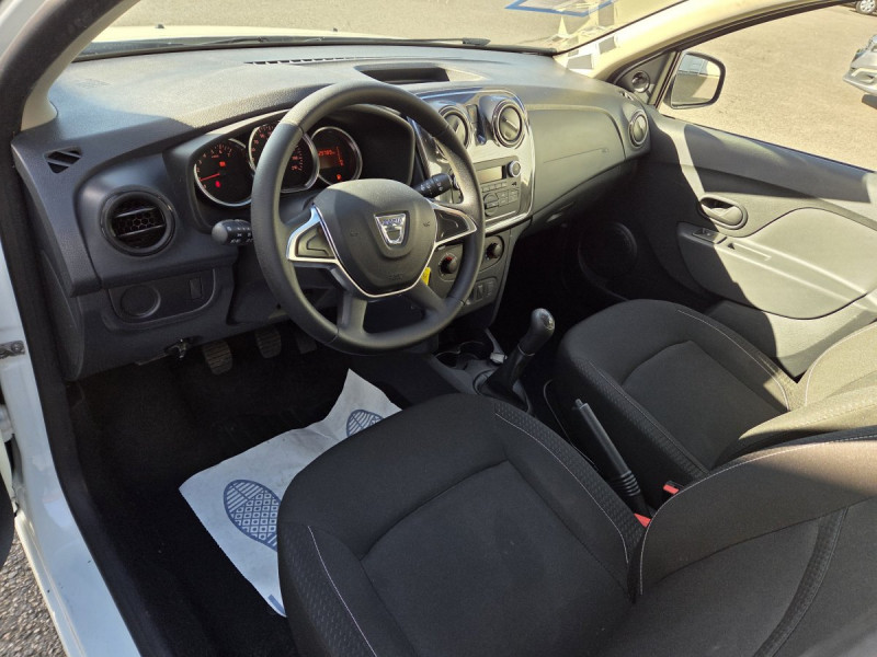 Photo 6 de l'offre de Dacia Sandero (2) Essentiel SCe 75 -20 à 9290€ chez Carlyss automobiles Vitré
