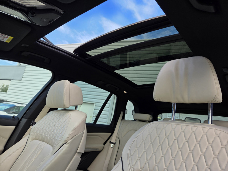 Photo 13 de l'offre de Bmw X5 (4) xDrive30d 265ch M Sport BVA8 à 39990€ chez Carlyss automobiles Vitré