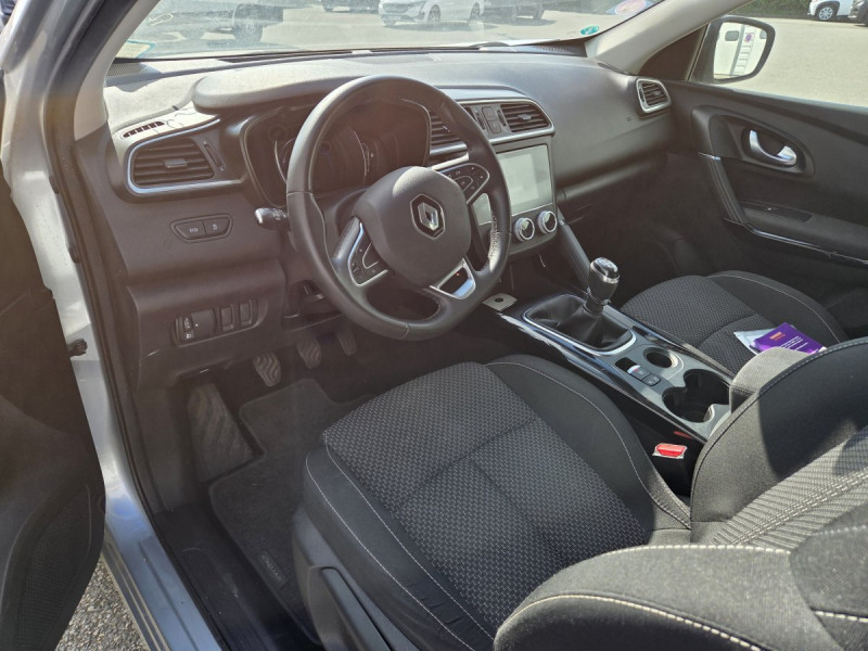 Photo 6 de l'offre de RENAULT Kadjar Business TCe 140 FAP - 21 à 16490€ chez Carlyss automobiles Vitré