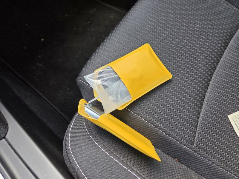 Photo 22 de l'offre de Renault Mégane Berline (4) Business Blue dCi 115 EDC -21N à 13990€ chez Carlyss automobiles Vitré