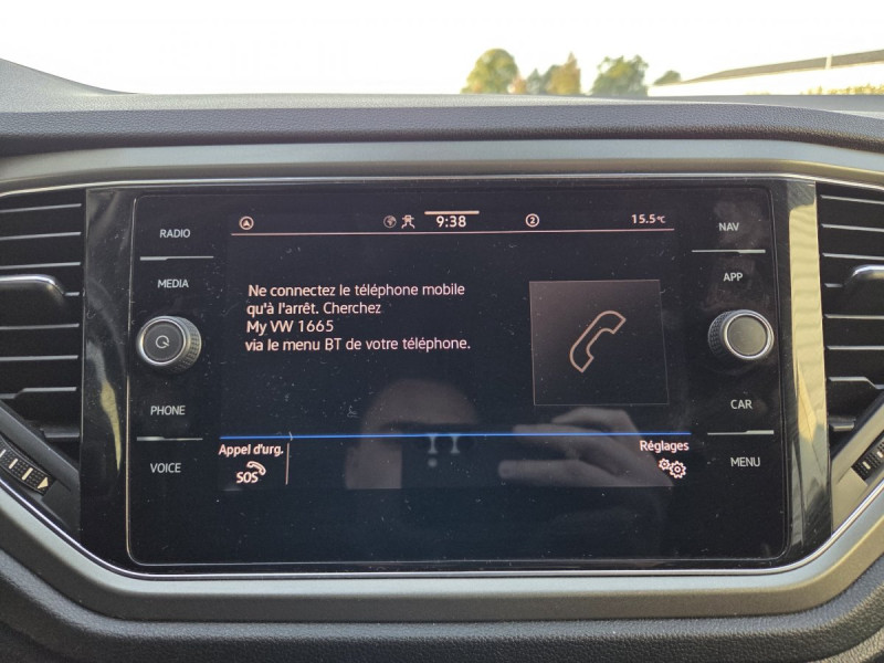 Photo 14 de l'offre de VOLKSWAGEN T-Roc 1.0 TSI 110 LOUNGE BUSINESS à 18490€ chez Carlyss automobiles Vitré