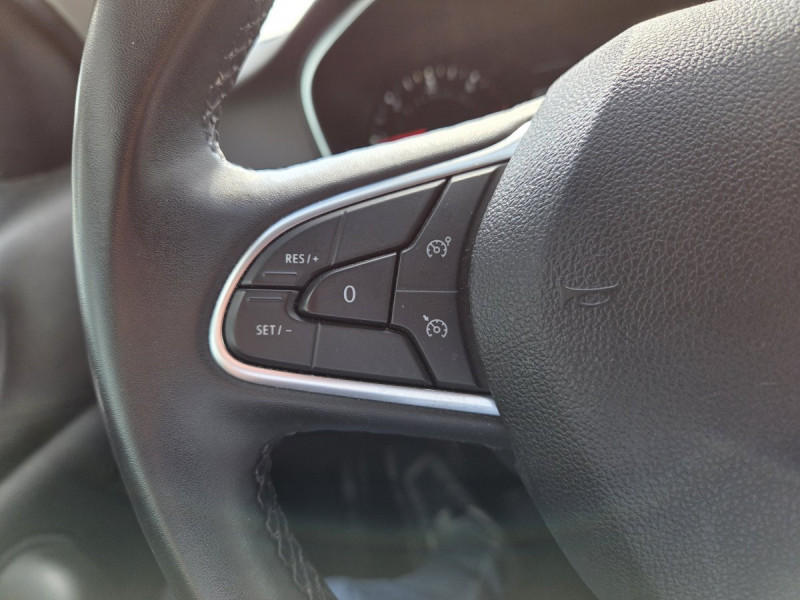 Photo 17 de l'offre de Renault Mégane Berline (4) Business Blue dCi 115 EDC -21N à 13990€ chez Carlyss automobiles Vitré