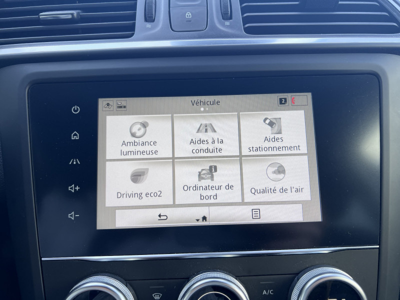 Photo 14 de l'offre de RENAULT Kadjar Business TCe 140 FAP - 21 à 16990€ chez Carlyss automobiles Vitré