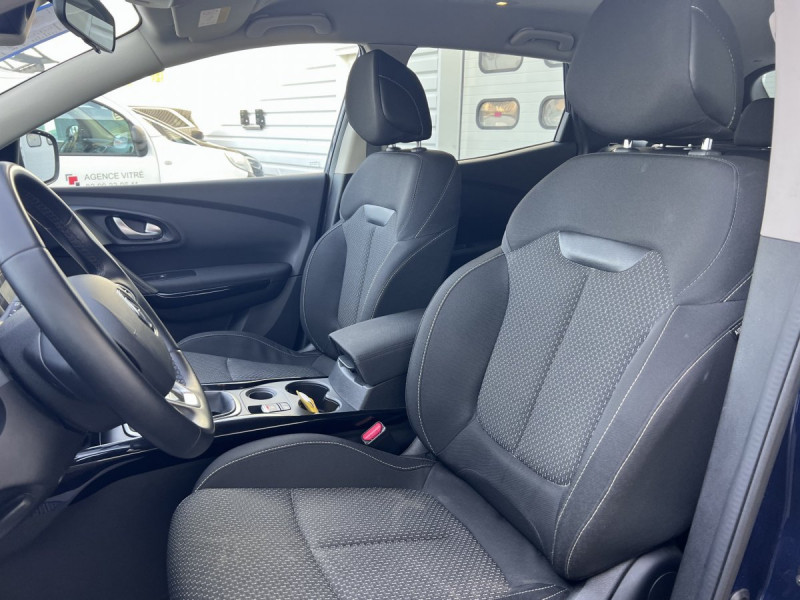 Photo 6 de l'offre de RENAULT Kadjar Business TCe 140 FAP - 21 à 16990€ chez Carlyss automobiles Vitré