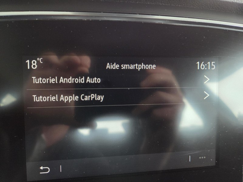 Photo 17 de l'offre de Renault Mégane Berline (4) Business TCe 115 FAP -21N à 13490€ chez Carlyss automobiles Vitré