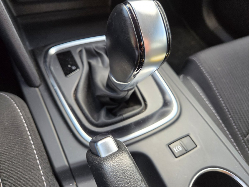 Photo 16 de l'offre de Renault Mégane Berline (4) Business Blue dCi 115 EDC -21N à 13990€ chez Carlyss automobiles Vitré