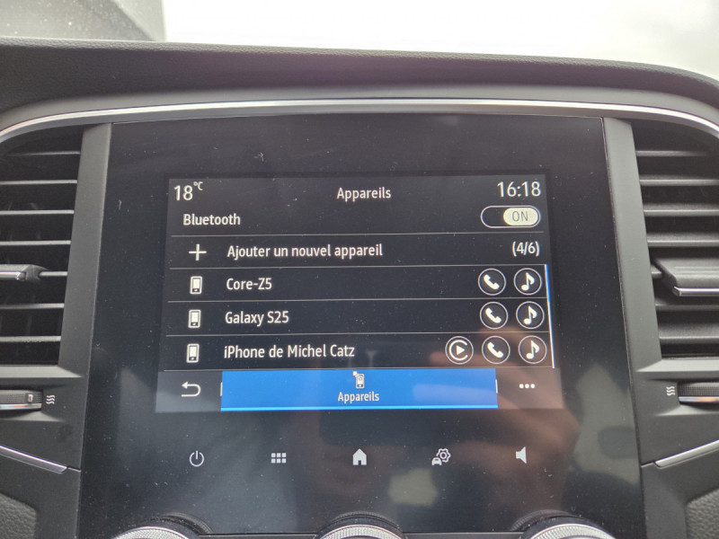 Photo 13 de l'offre de Renault Mégane Berline (4) Business TCe 115 FAP -21N à 15990€ chez Carlyss automobiles Vitré