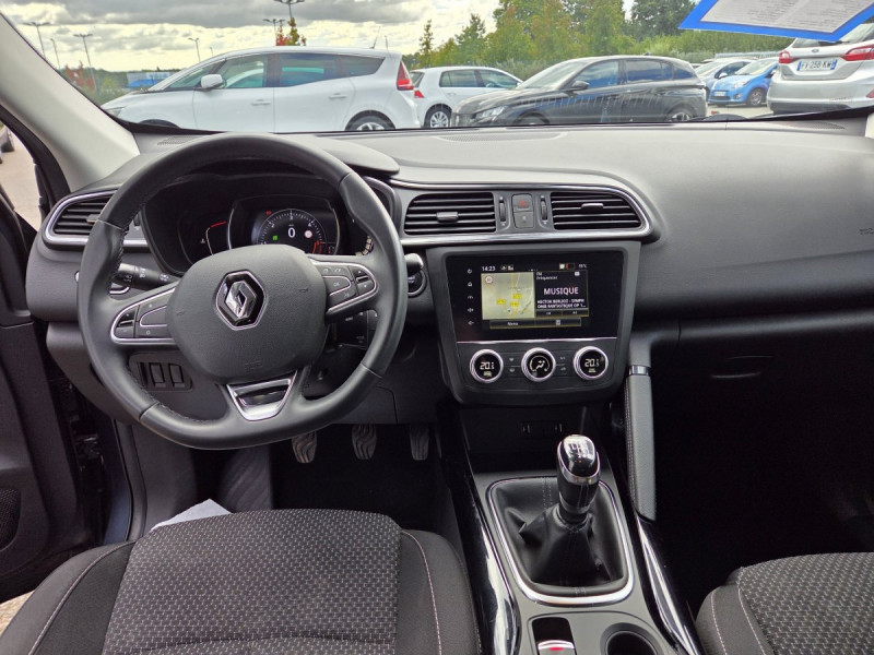 Photo 6 de l'offre de RENAULT Kadjar Business Blue dCi 115 à 13490€ chez Carlyss automobiles Vitré