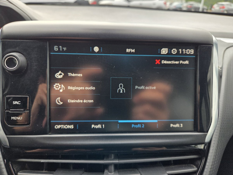 Photo 14 de l'offre de PEUGEOT 2008 BlueHDi 120 S&S EAT6 Allure Business à 13490€ chez Carlyss automobiles Vitré