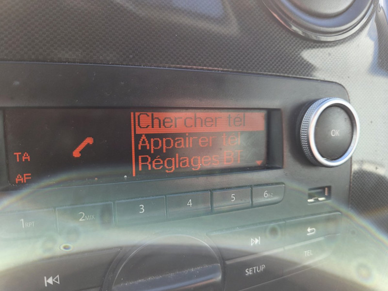 Photo 10 de l'offre de Dacia Sandero (3) Essentiel SCe 65 à 8490€ chez Carlyss automobiles Vitré