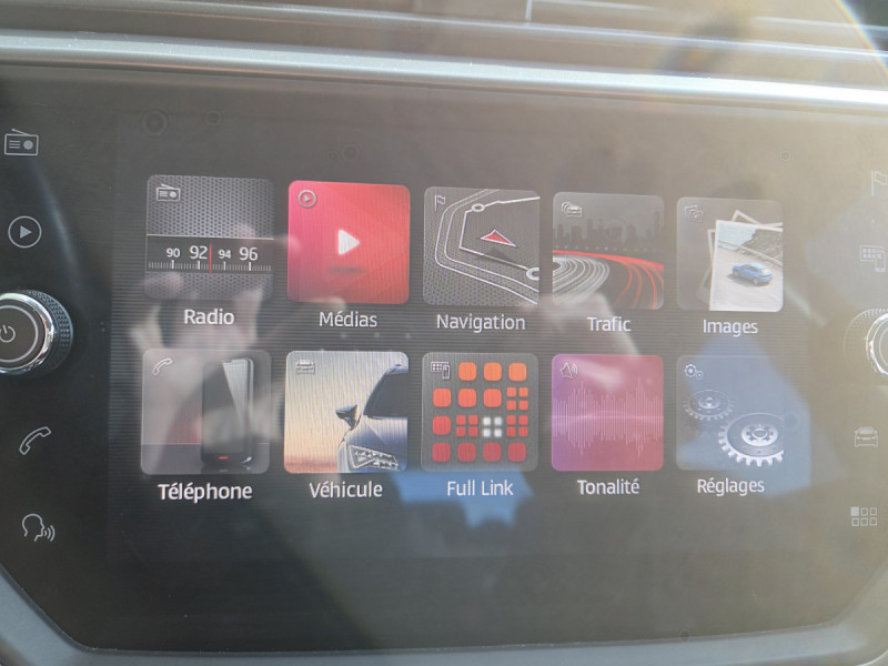 Photo 17 de l'offre de Seat Ibiza (5) 1.0 TSI 95 Style Business à 14490€ chez Carlyss automobiles Vitré