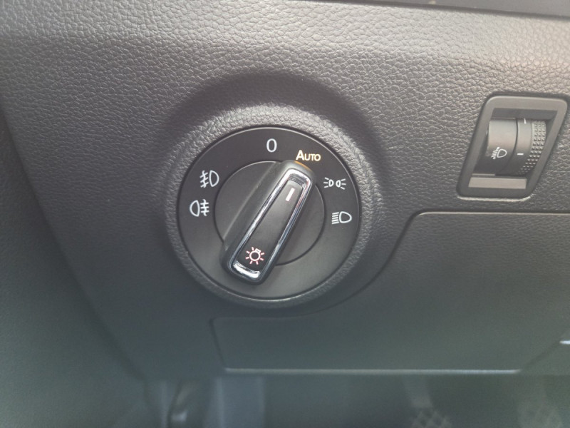 Photo 20 de l'offre de Seat Ibiza (5) 1.0 TSI 95 Style Business à 14490€ chez Carlyss automobiles Vitré