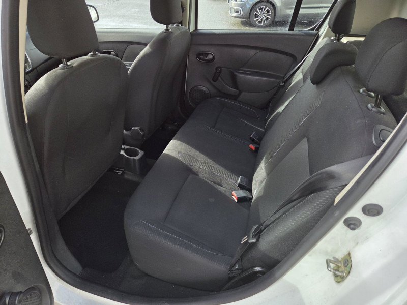 Photo 5 de l'offre de Dacia Sandero (3) Essentiel SCe 65 à 8490€ chez Carlyss automobiles Vitré