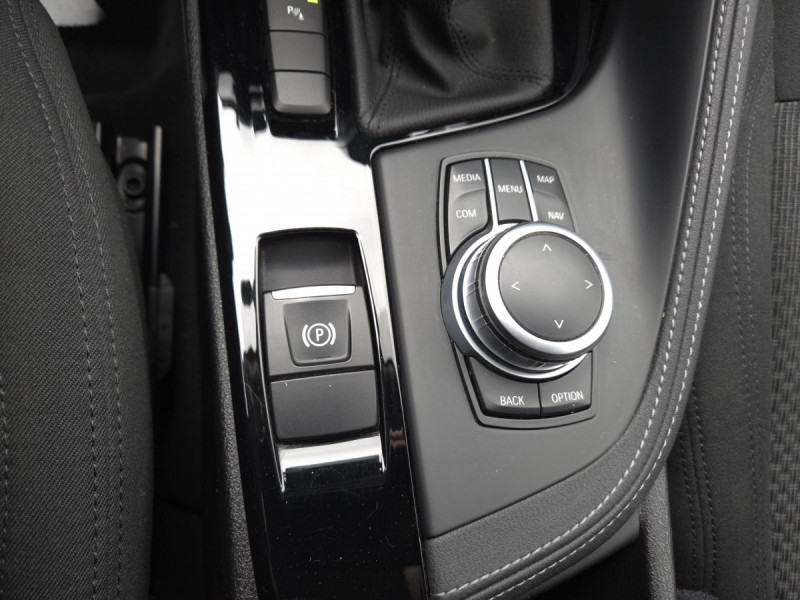 Photo 19 de l'offre de BMW X2 sDrive18d Lounge BVA8 à 22990€ chez Carlyss automobiles Vitré