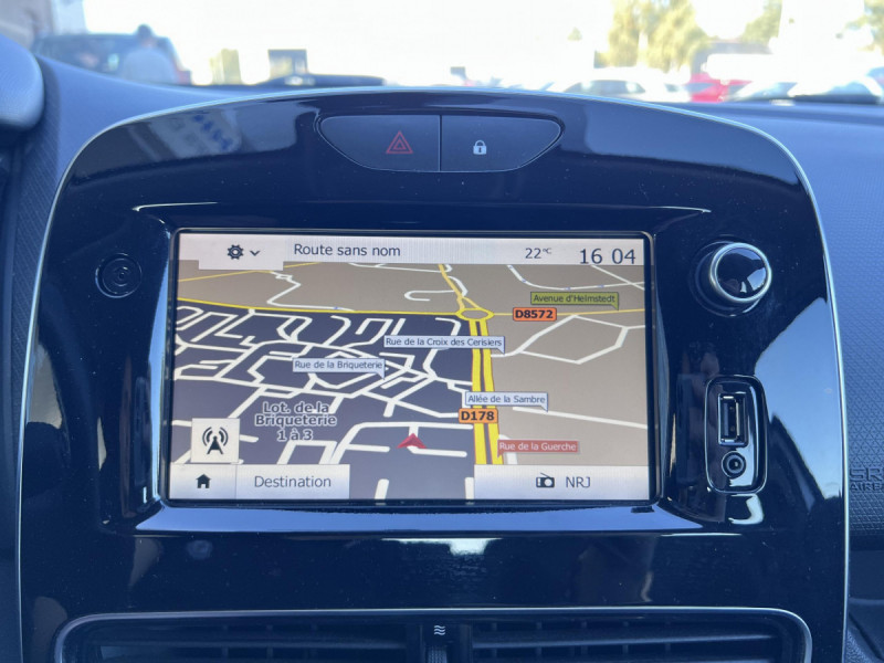 Photo 11 de l'offre de Renault Clio Estate (4) Business dCi 90 à 10990€ chez Carlyss automobiles Vitré