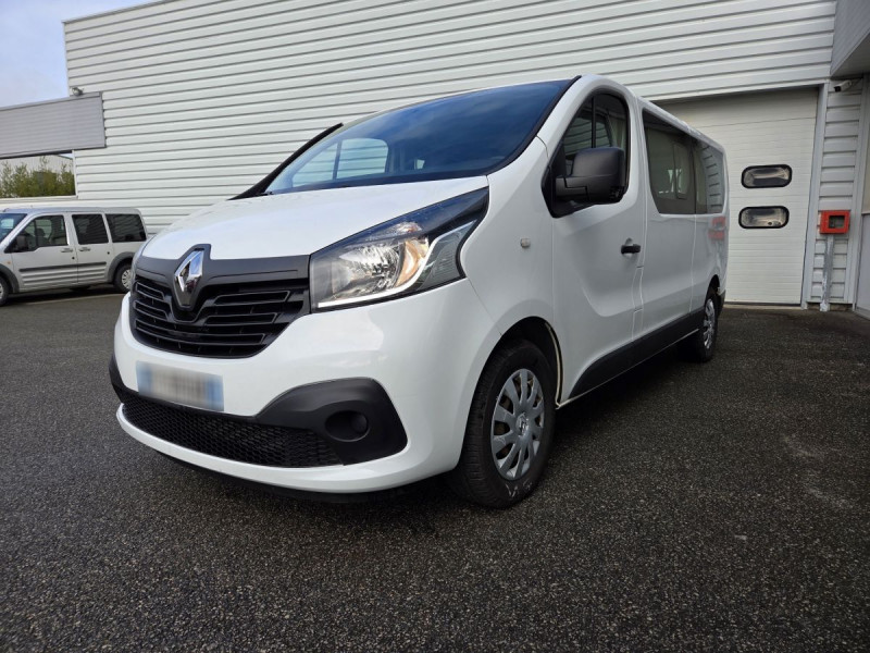 Photo 5 de l'offre de Renault Trafic (3) Zen L2 Energy dCi 125 9 places à 24490€ chez Carlyss automobiles Vitré