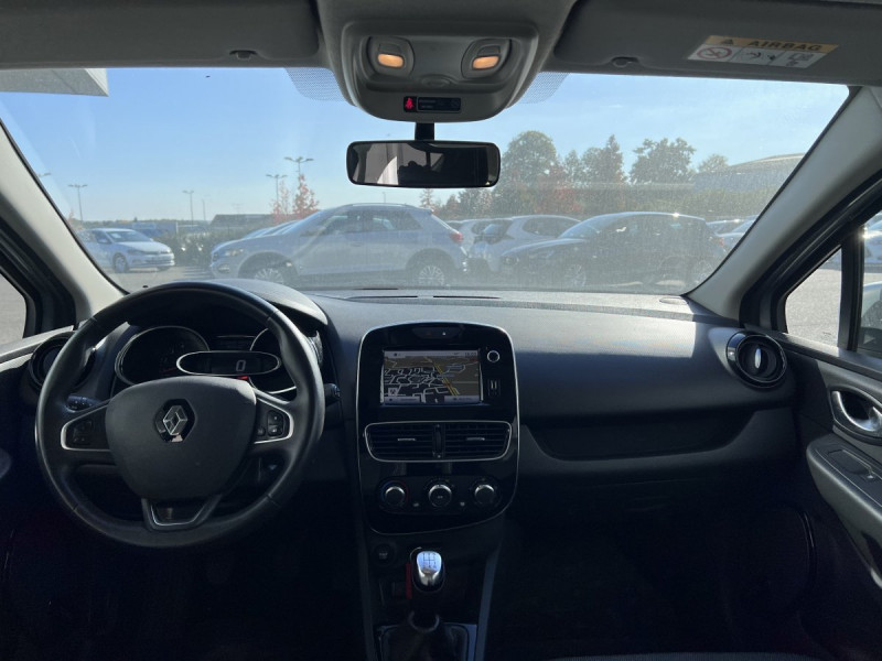 Photo 7 de l'offre de Renault Clio Estate (4) Business dCi 90 à 10990€ chez Carlyss automobiles Vitré