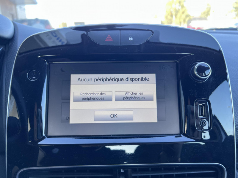 Photo 10 de l'offre de Renault Clio Estate (4) Business dCi 90 à 10990€ chez Carlyss automobiles Vitré