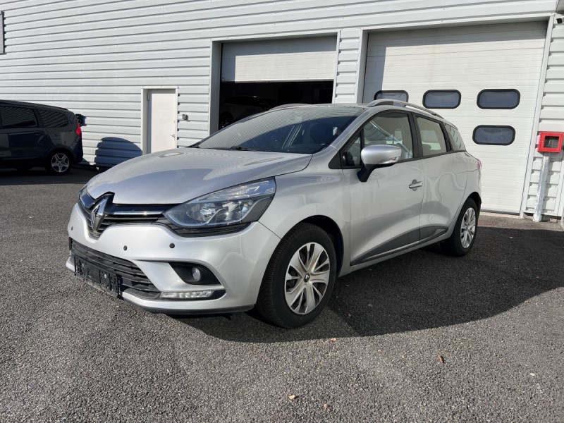 Photo 2 de l'offre de Renault Clio Estate (4) Business dCi 90 à 10990€ chez Carlyss automobiles Vitré