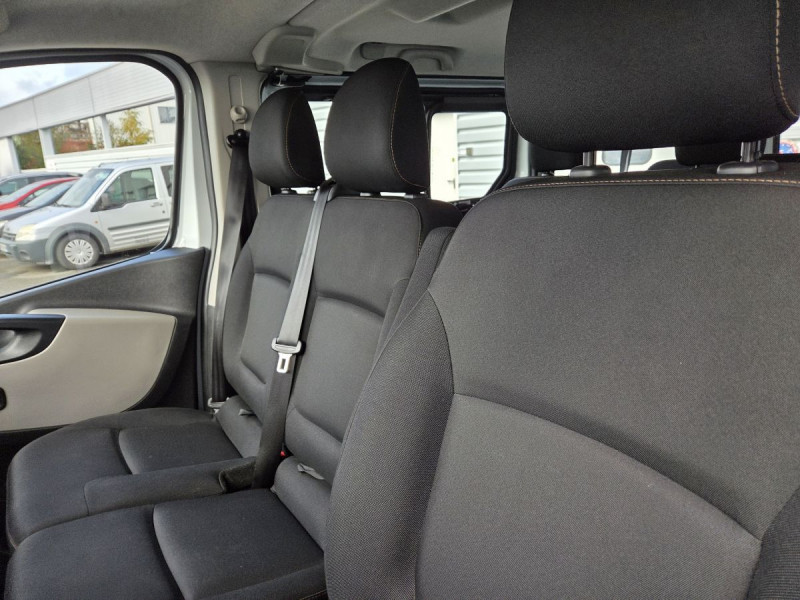 Photo 7 de l'offre de Renault Trafic (3) Zen L2 Energy dCi 125 9 places à 24490€ chez Carlyss automobiles Vitré