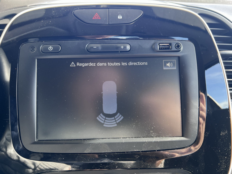 Photo 14 de l'offre de RENAULT Captur Business dCi 90 à 11490€ chez Carlyss automobiles Vitré