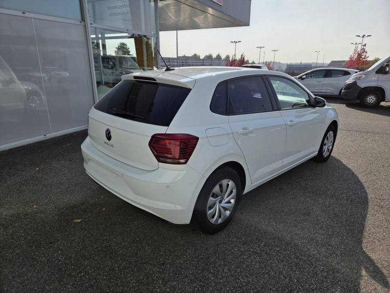 Photo 4 de l'offre de Volkswagen Polo (6) 1.0 TSI 95 Business à 12490€ chez Carlyss automobiles Vitré