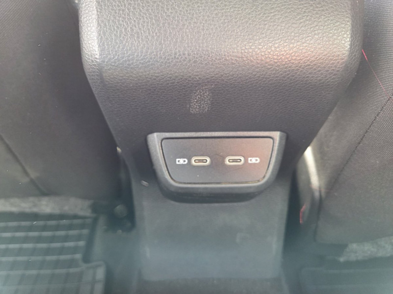 Photo 10 de l'offre de Volkswagen Polo (6) 1.0 TSI 95 Business à 11790€ chez Carlyss automobiles Vitré