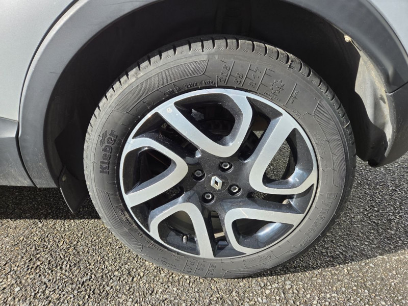 Photo 7 de l'offre de RENAULT Captur Intens Energy TCe 90 eco2 à 10490€ chez Carlyss automobiles Vitré