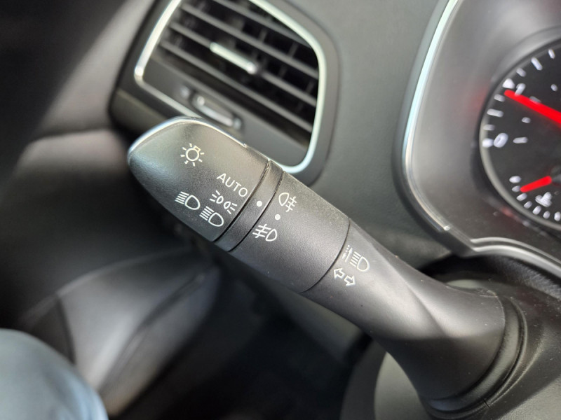 Photo 18 de l'offre de Renault Mégane Estate (4) Business Blue dCi 115 -21N à 13490€ chez Carlyss automobiles Vitré