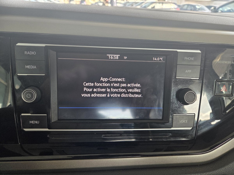 Photo 13 de l'offre de Volkswagen Polo (6) 1.0 TSI 95 Business à 12790€ chez Carlyss automobiles Vitré