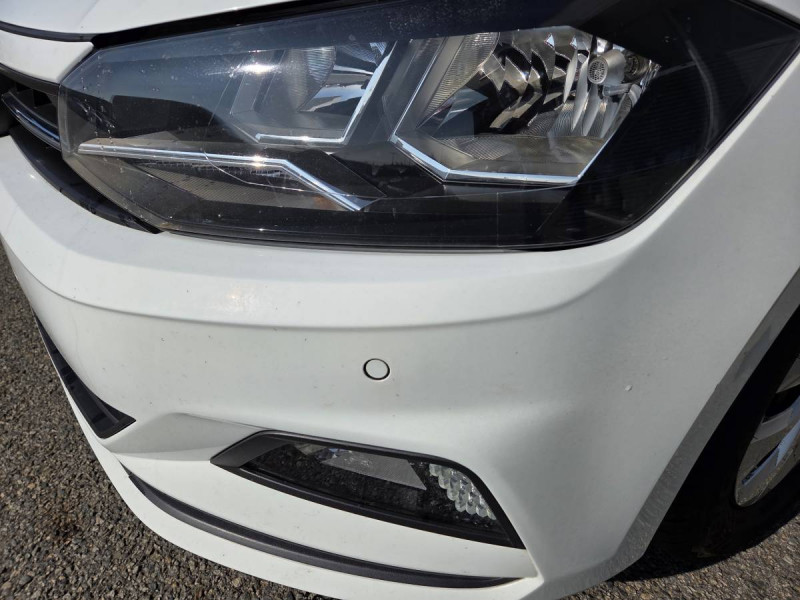 Photo 5 de l'offre de Volkswagen Polo (6) 1.0 TSI 95 Business à 11990€ chez Carlyss automobiles Vitré