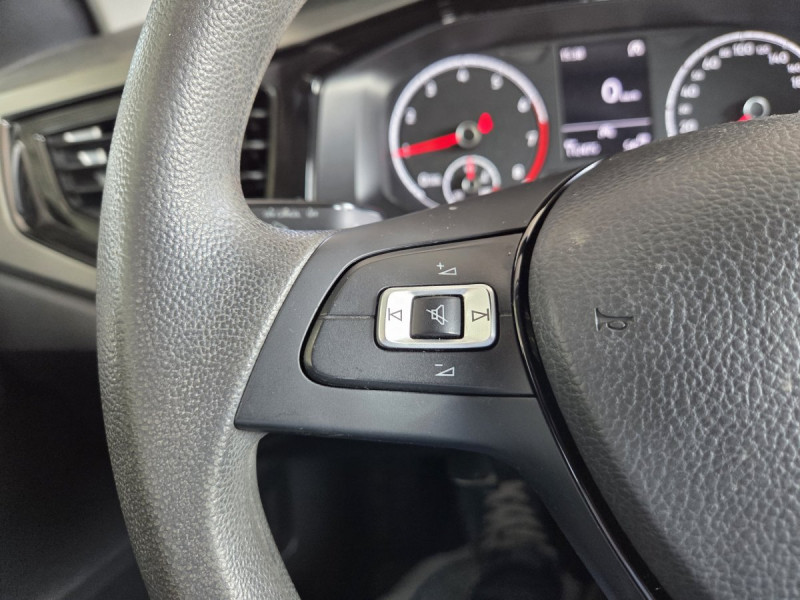 Photo 20 de l'offre de Volkswagen Polo (6) 1.0 TSI 95 Business à 11990€ chez Carlyss automobiles Vitré