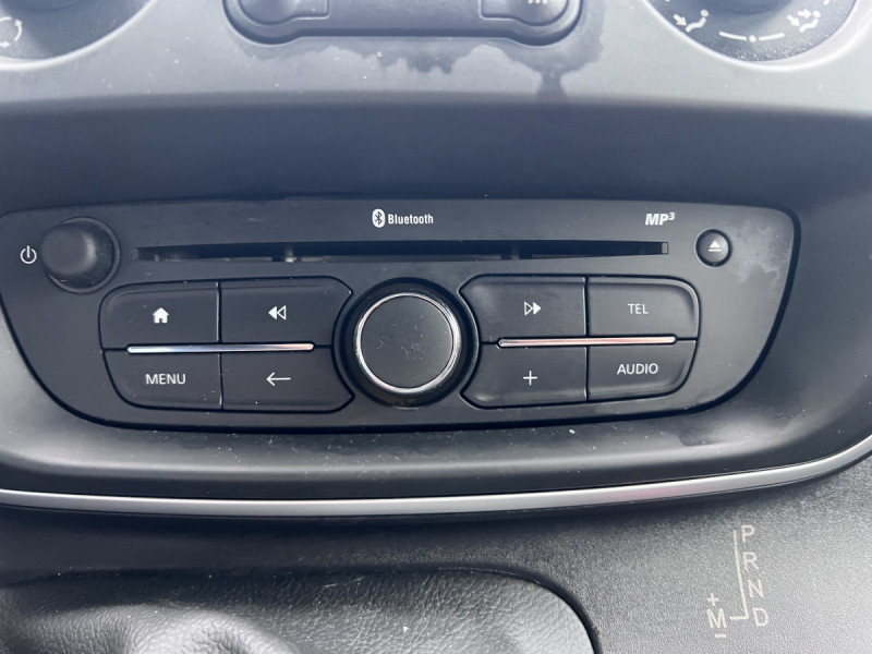 Photo 14 de l'offre de Renault Kangoo Express (2) 10825 euros HT Extra R-Link dCi 90 EDC à 12990€ chez Carlyss automobiles Vitré