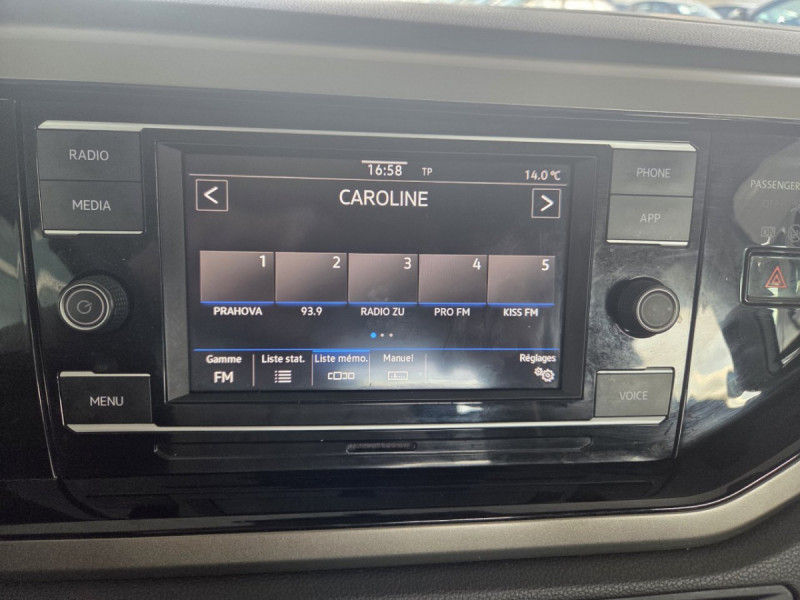 Photo 10 de l'offre de Volkswagen Polo (6) 1.0 TSI 95 Business à 12490€ chez Carlyss automobiles Vitré