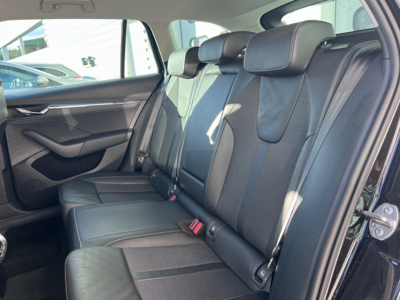Photo 6 de l'offre de Skoda Octavia Combi (4) 2.0 TDI 150 DSG7 Style à 22490€ chez Carlyss automobiles Vitré
