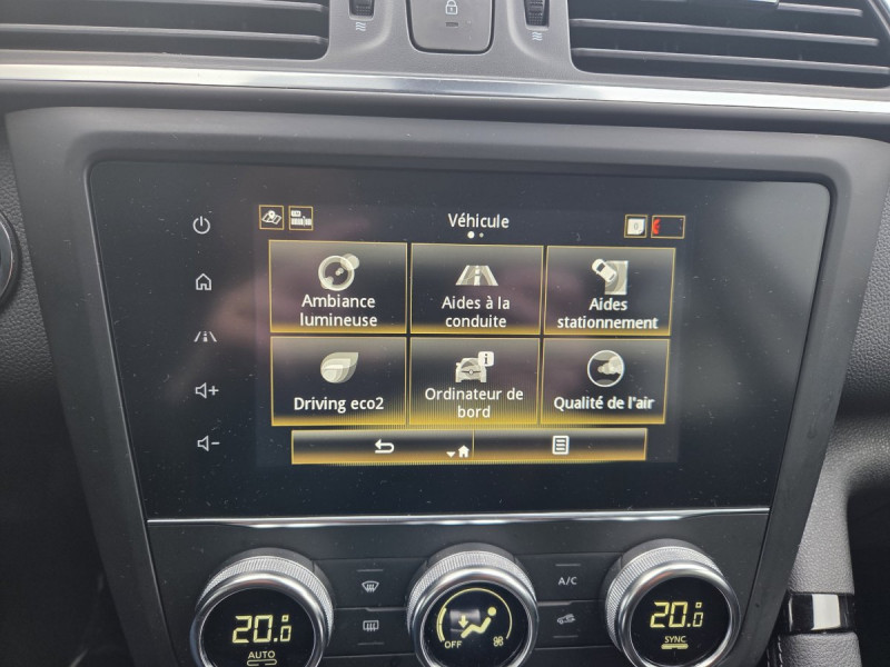 Photo 14 de l'offre de RENAULT Kadjar Evolution dCi 115 EDC à 15990€ chez Carlyss automobiles Vitré
