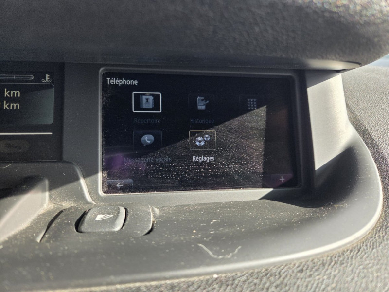 Photo 15 de l'offre de Renault Scénic Xmod (3) Bose Edition Energy dCi 130 eco2 à 9990€ chez Carlyss automobiles Vitré