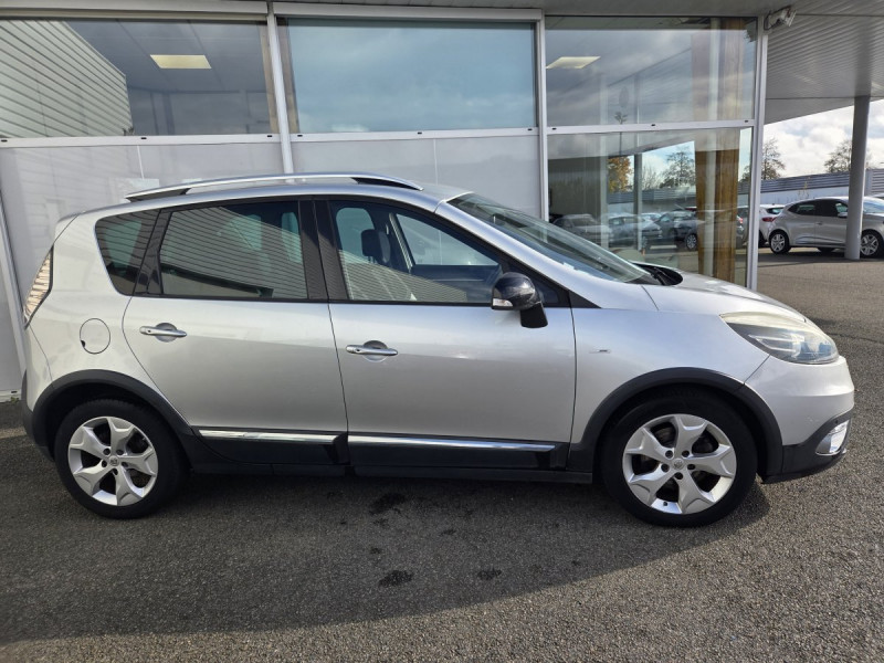 Photo 5 de l'offre de Renault Scénic Xmod (3) Bose Edition Energy dCi 130 eco2 à 9990€ chez Carlyss automobiles Vitré