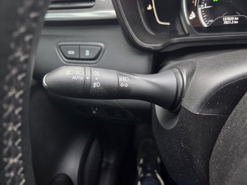 Photo 21 de l'offre de RENAULT Kadjar Business Blue dCi 115 EDC à 13990€ chez Carlyss automobiles Vitré
