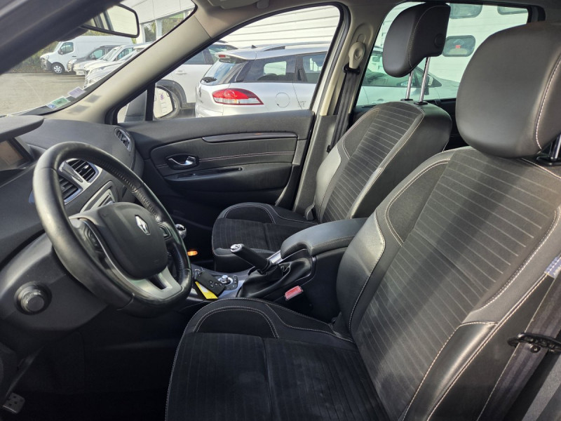Photo 7 de l'offre de Renault Scénic Xmod (3) Bose Edition Energy dCi 130 eco2 à 9990€ chez Carlyss automobiles Vitré
