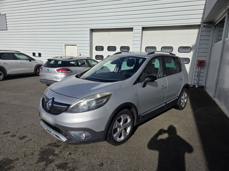 Photo 2 de l'offre de Renault Scénic Xmod (3) Bose Edition Energy dCi 130 eco2 à 9990€ chez Carlyss automobiles Vitré