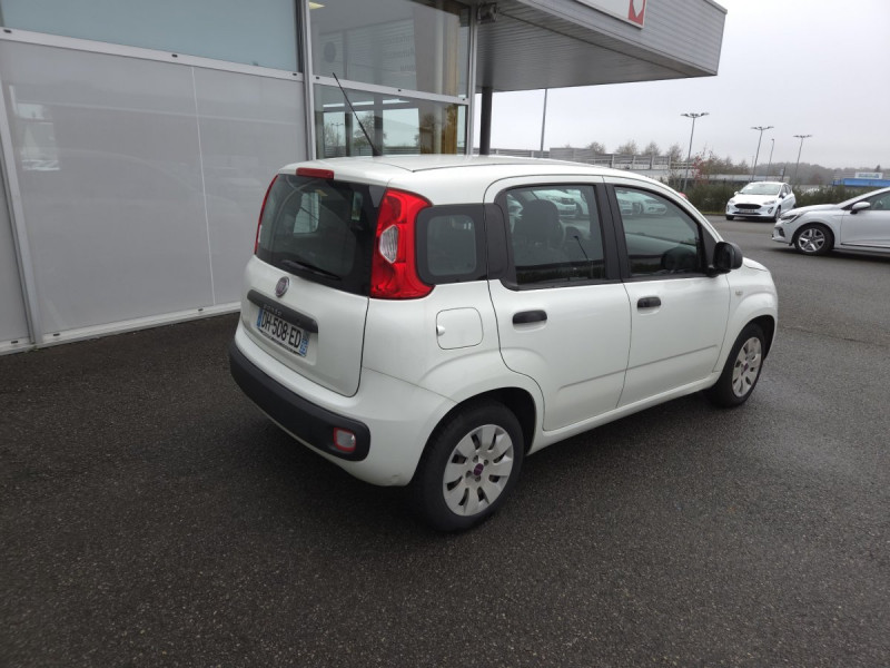 Photo 3 de l'offre de Fiat Panda (3) 1.2 8v Pop à 6790€ chez Carlyss automobiles Vitré