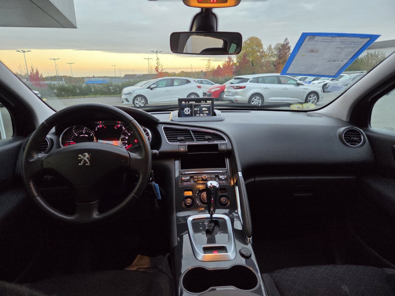 Photo 8 de l'offre de PEUGEOT 3008 1.6 BlueHDi 120 S&S EAT6 Active à 9790€ chez Carlyss automobiles Vitré