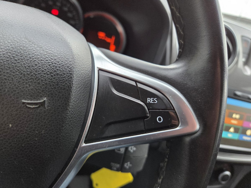 Photo 16 de l'offre de Dacia Logan MCV (2) Stepway TCe 90 -20 à 10990€ chez Carlyss automobiles Vitré